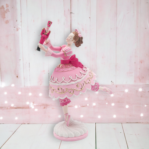 8in Cake Dancer w/Nutcracker