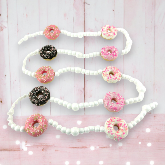 Donut Garland Min/6 - IN STOCK