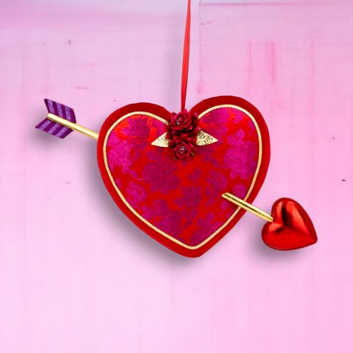 25in Hanging Valentine Heart Min/1