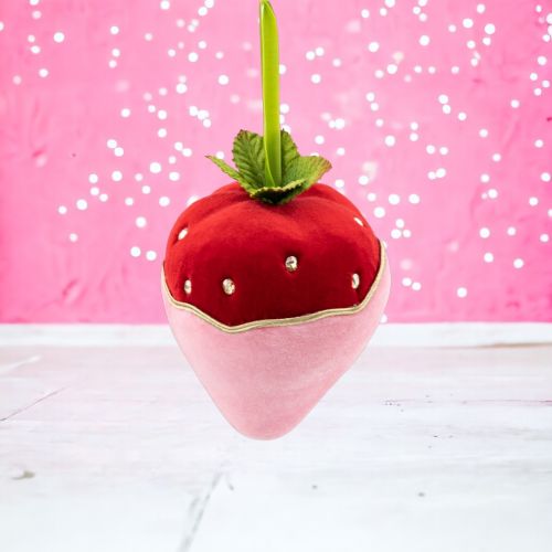 6in LtPink Choc Strawberry Orn Min6