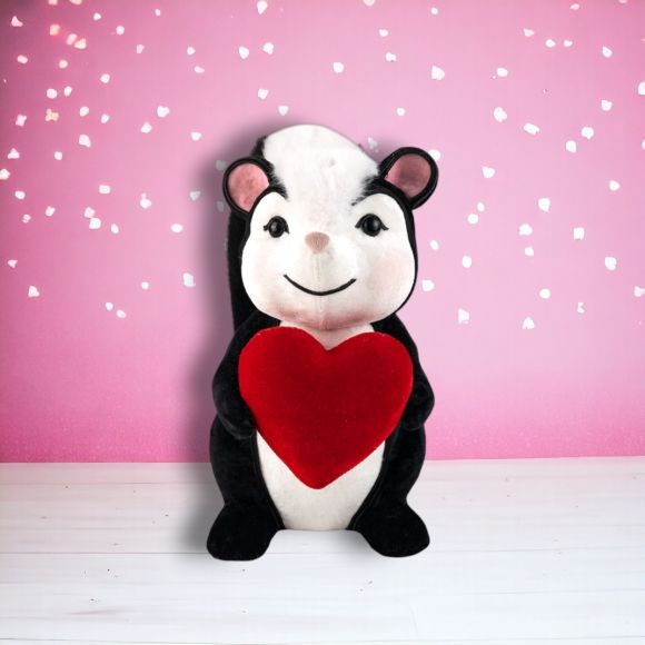 12.5in Smiling Skunk w/Heart - NEW 2026 - In Stock DEC 2025