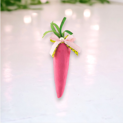 Fuschia Carrot w/Ribbon Orn - NEW Spring 2024