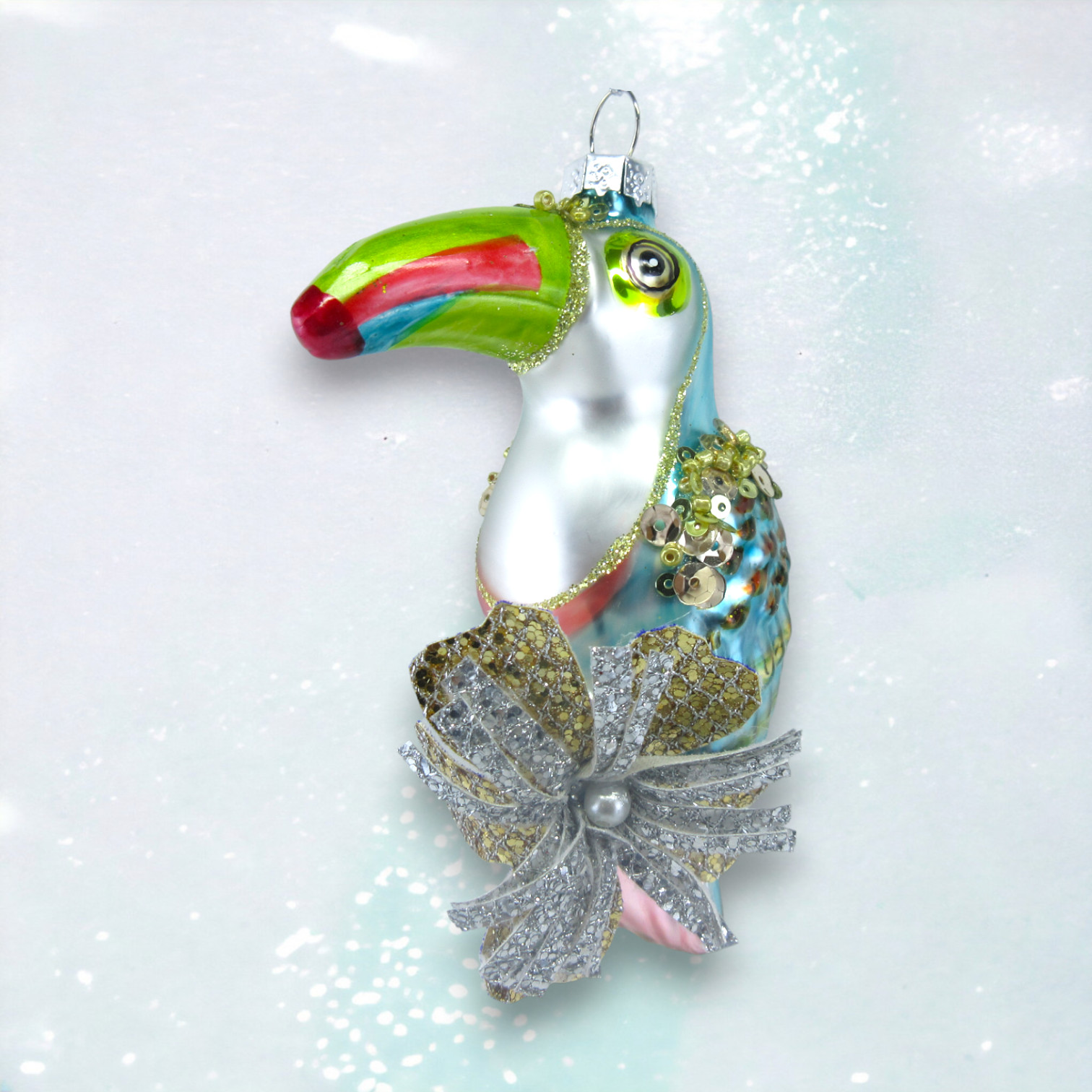 DecemberDiamonds Shimmer Parrot Orn NEW 2024   79 79032 PhotoRoom 