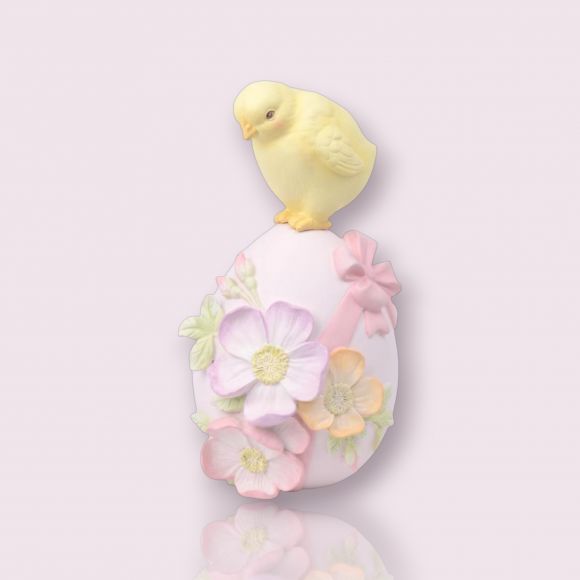9.5in Bunny on Floral Egg - NEW 2026