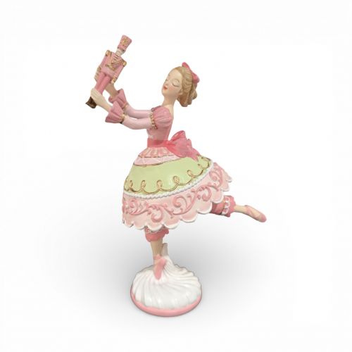 8in Cake Dancer w/Nutcracker Min/2