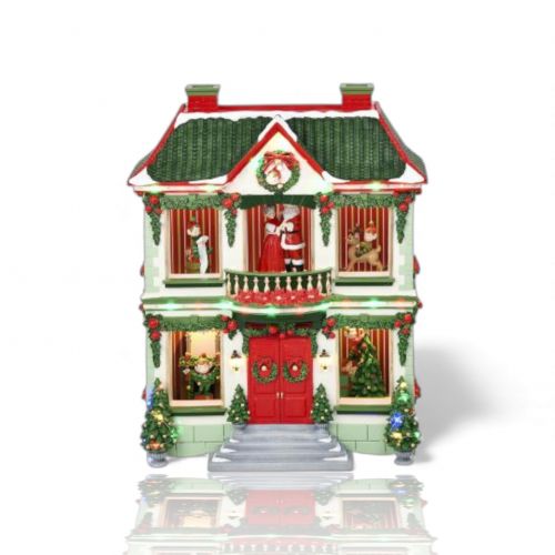 18.5in LED Christmas House w/Santa Min/1